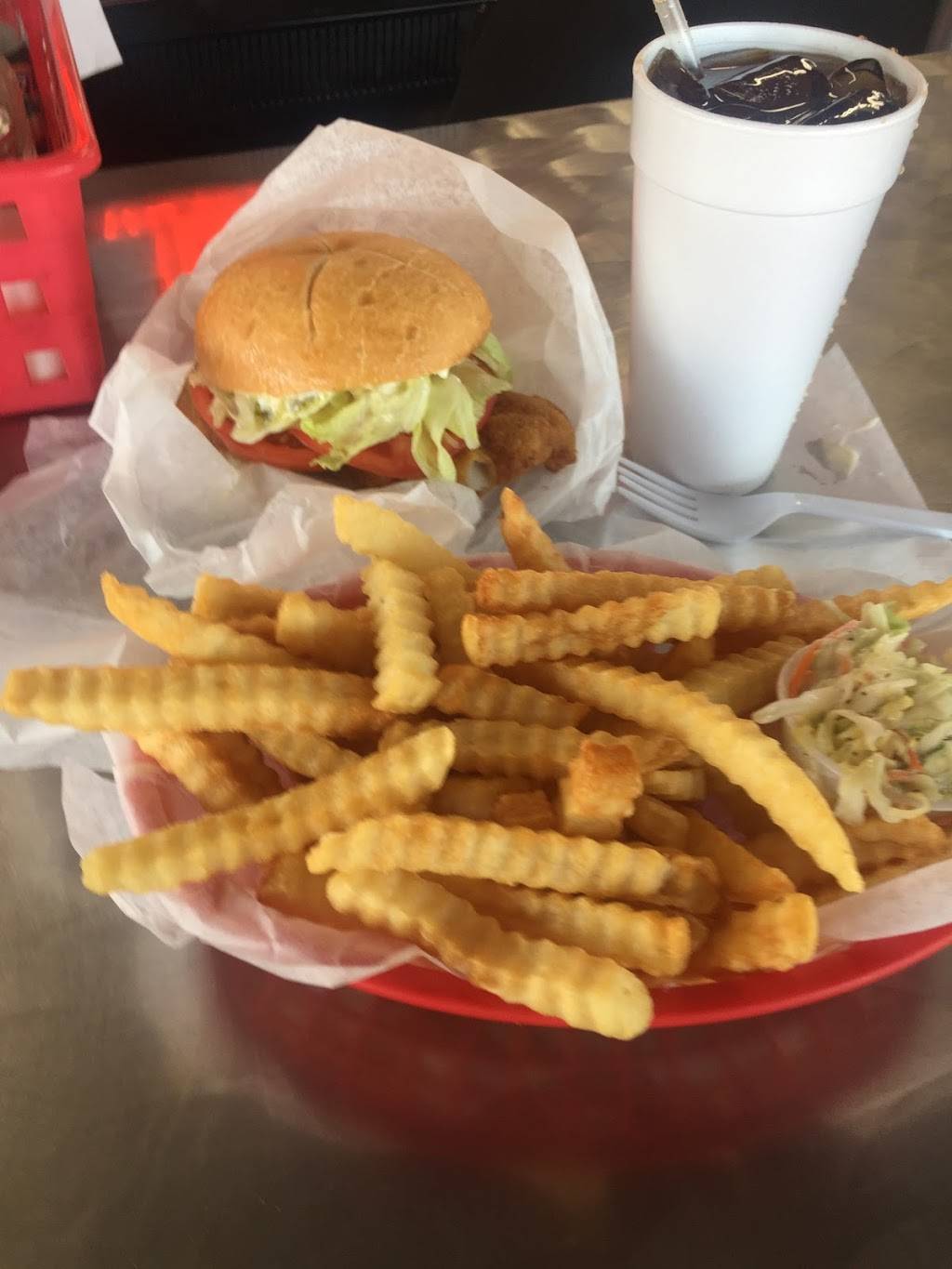 Hob Nob Drive In Restaurant | restaurant | 1701 N Washington Blvd, Sarasota, FL 34234, USA | 9419555001 OR +1 941-955-5001