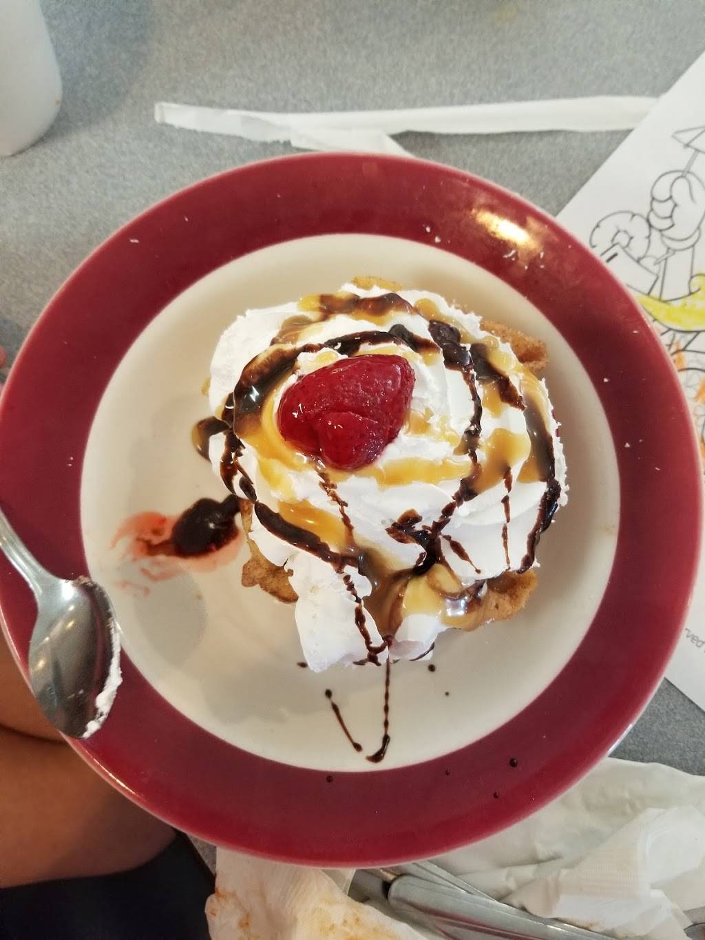 Woodys Family Restaurant | restaurant | 1311 Carolyn Dr # A, Minonk, IL 61760, USA | 3094323815 OR +1 309-432-3815