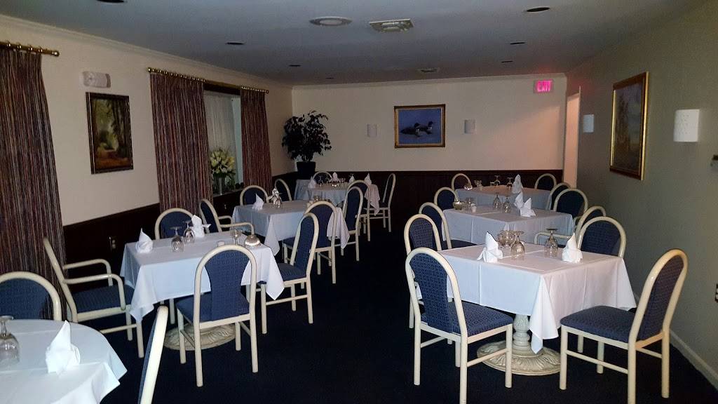 Porch Restaurant & Pub | restaurant | 890 Tulpehocken Rd, Myerstown, PA 17067, USA | 7178662200 OR +1 717-866-2200