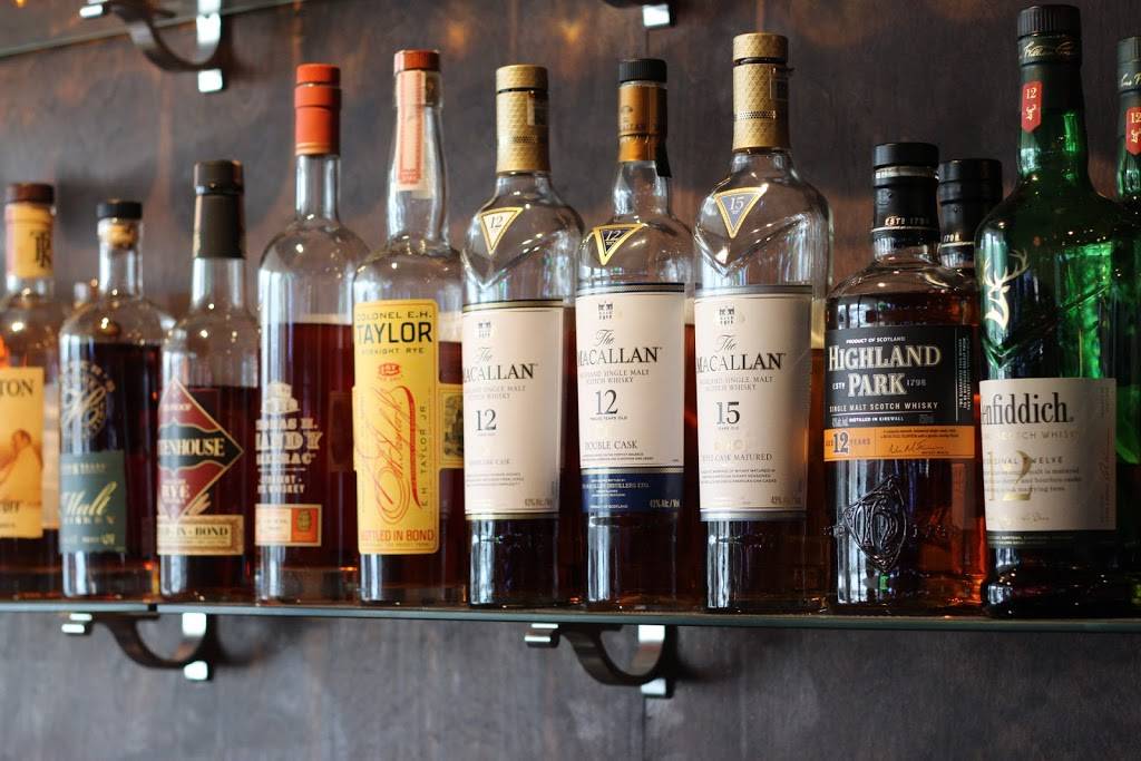 Rooneys Food and Spirits | restaurant | 17626 140th Ave NE, Woodinville, WA 98072, USA | 4254813586 OR +1 425-481-3586