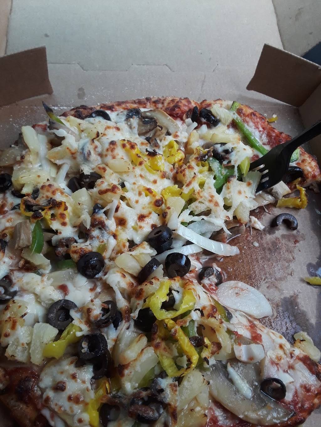 Happys Pizza | meal delivery | 5799 Dixie Hwy, Waterford Twp, MI 48329, USA | 2486233700 OR +1 248-623-3700