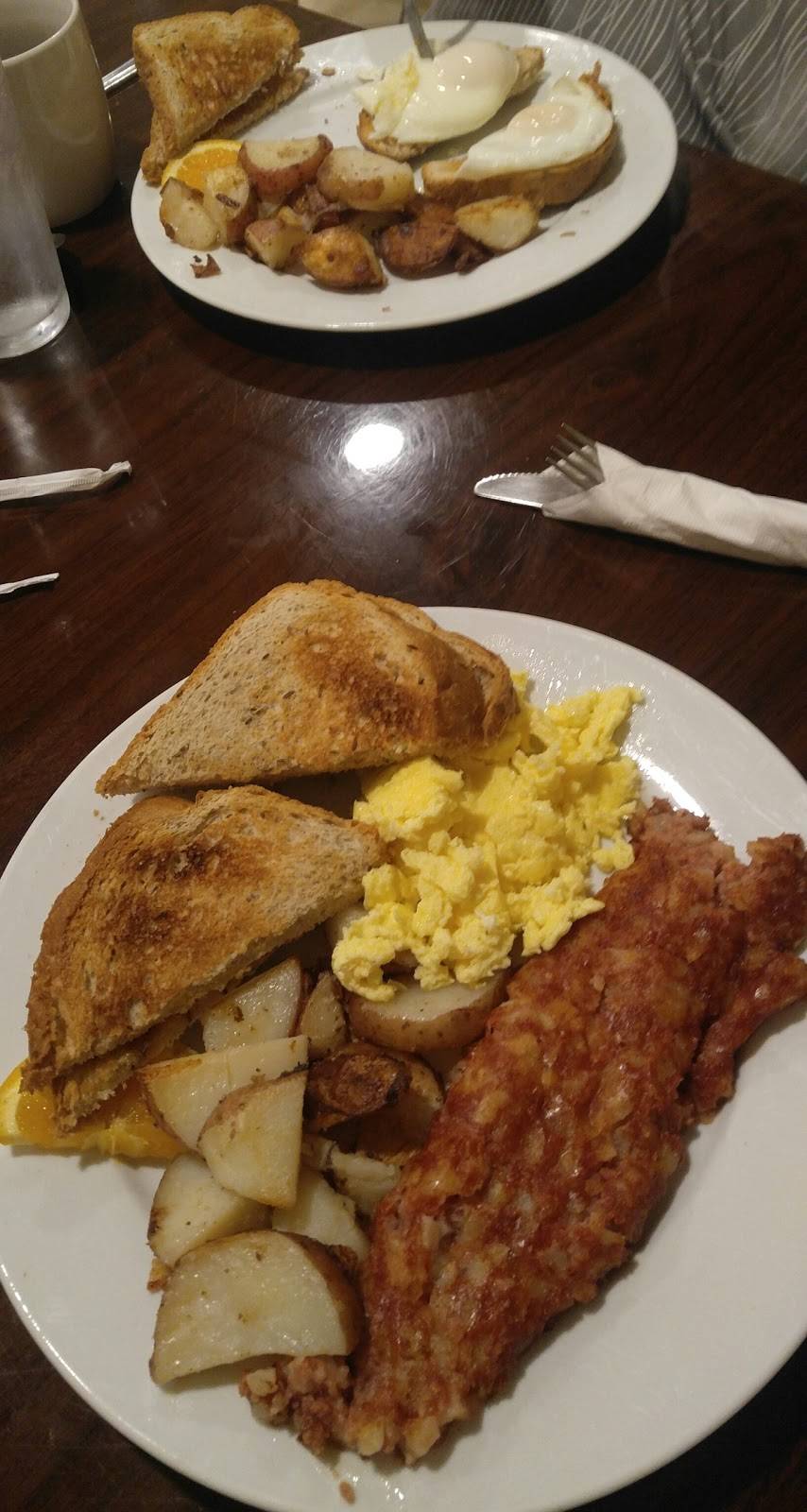 Howards Cafe | restaurant | 201 Commonwealth Blvd D, Port Orange, FL 32127, USA | 3862564034 OR +1 386-256-4034