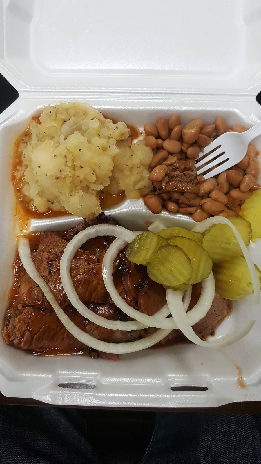 BBQ To Go | restaurant | Ganado, TX 77962, USA | 9796160312 OR +1 979-616-0312