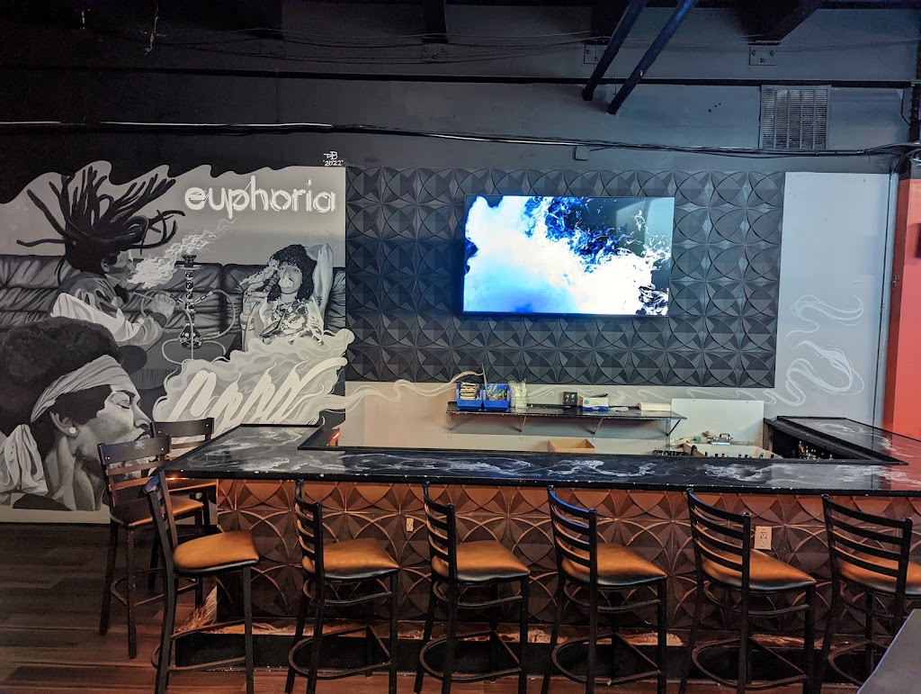 Euphoria Restaurant & Oxygen Lounge | restaurant | 1812 E 30th St, Cleveland, OH 44103, USA | 2169385232 OR +1 216-938-5232