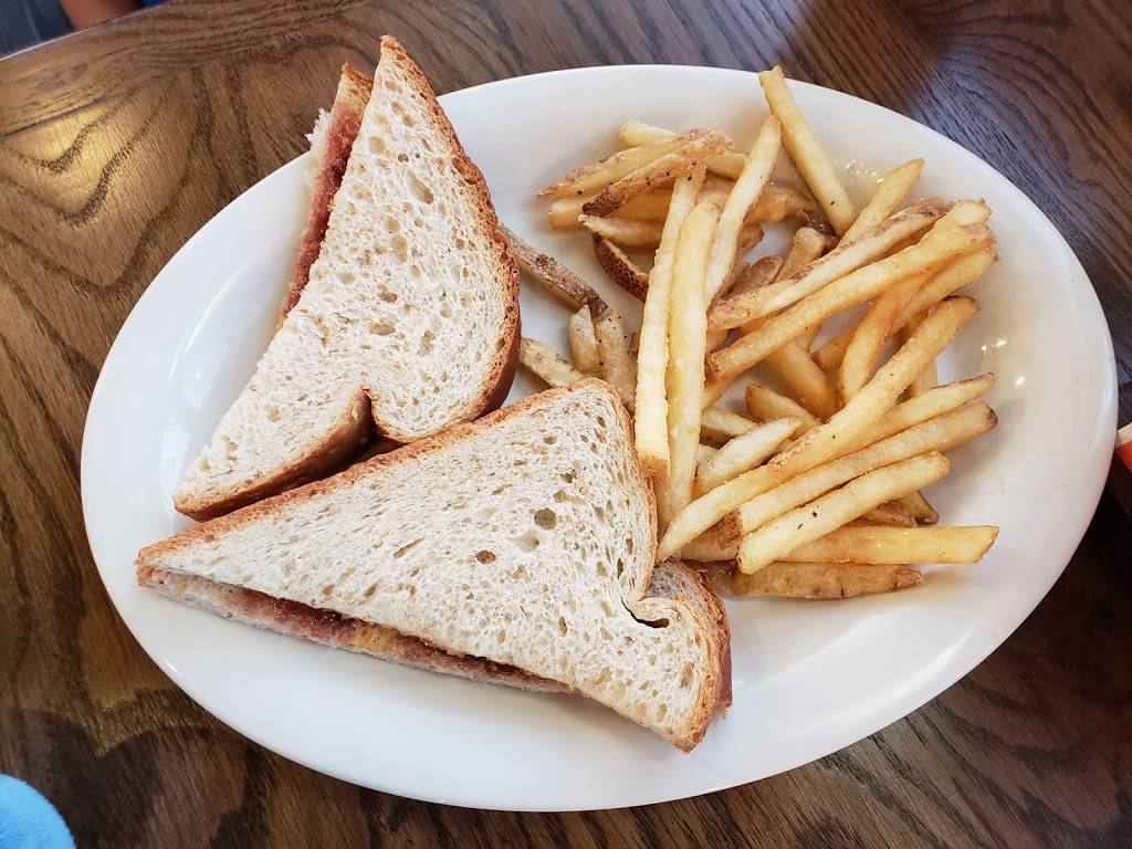 Cowboy Chicken | restaurant | 410 S Bryant Ave #100, Edmond, OK 73034, USA | 4055627944 OR +1 405-562-7944