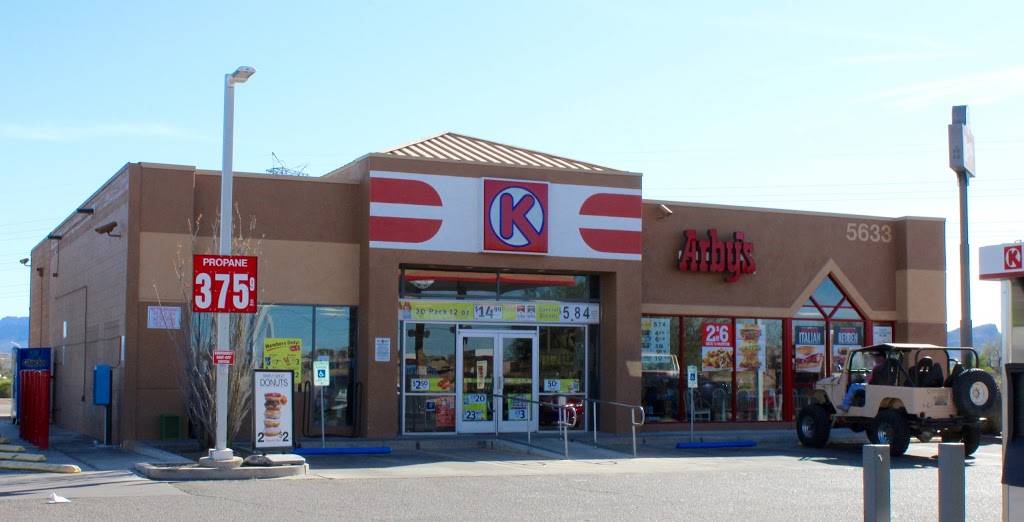 Circle K | meal takeaway | 5633 W Cortaro Farms Rd, Marana, AZ 85653, USA | 5207440234 OR +1 520-744-0234