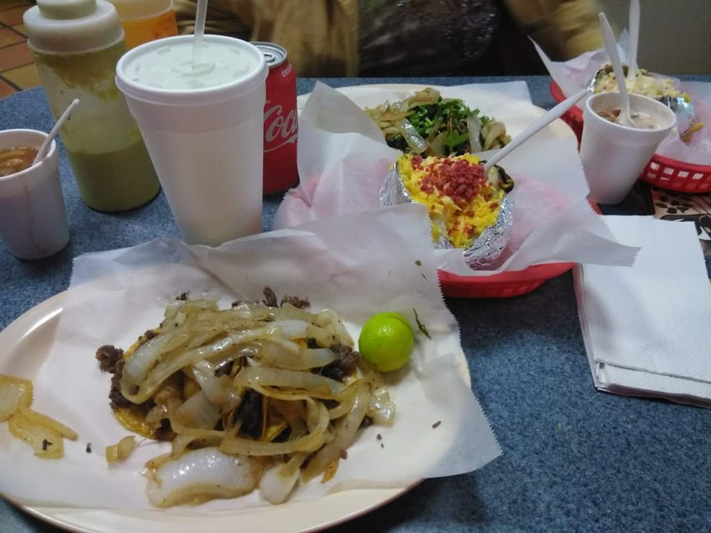 Taqueria De Jalisco | restaurant | 5914 FM 1015, Mercedes, TX 78570, USA | 9565651746 OR +1 956-565-1746