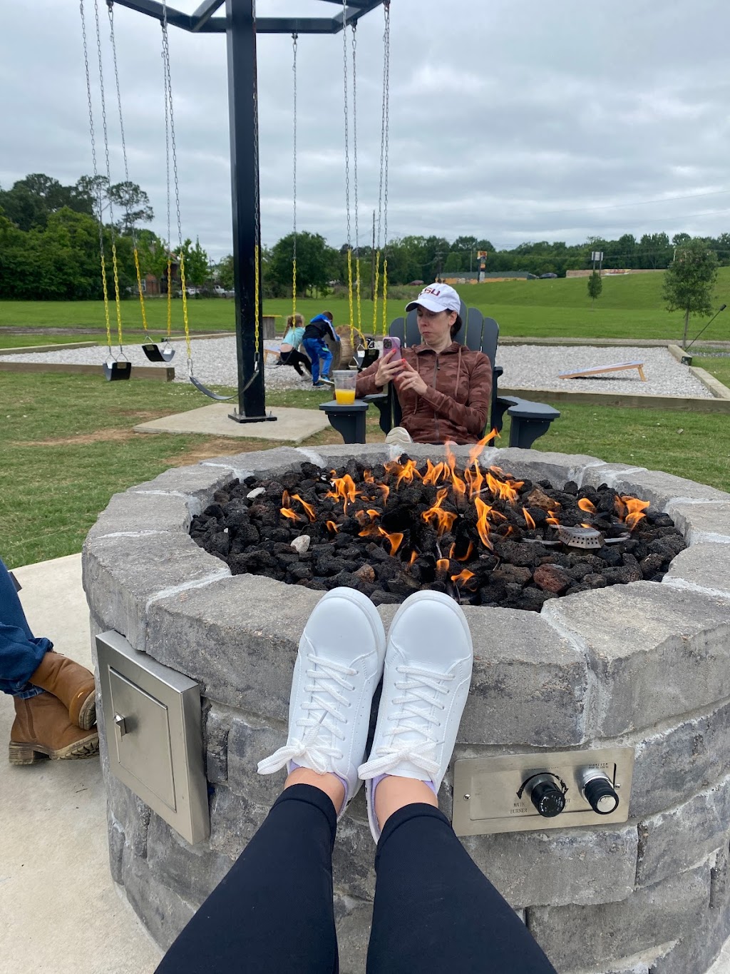 GolfSuites Baton Rouge | restaurant | 8181 Siegen Ln, Baton Rouge, LA 70810, USA | 2252184570 OR +1 225-218-4570