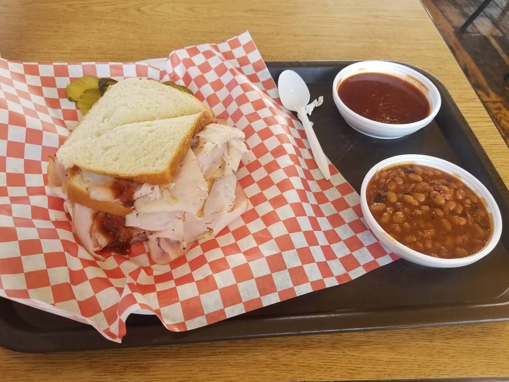 Big Ts Bar B Q | restaurant | 9409 Blue Ridge Blvd, Kansas City, MO 64138, USA | 8167670905 OR +1 816-767-0905