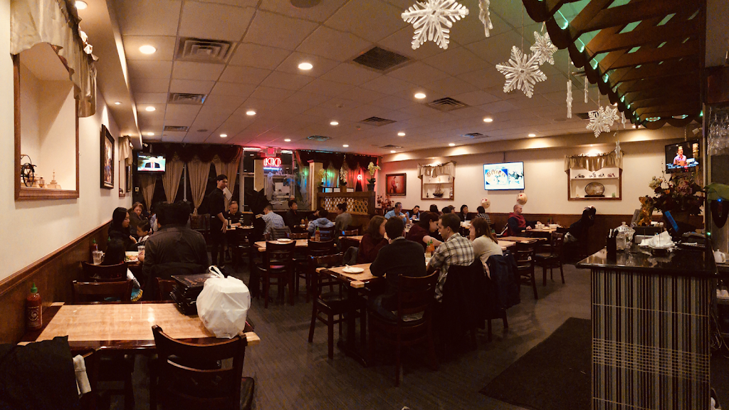 Hanois Pho | restaurant | 1501 West Chester Pike, Havertown, PA 19083, USA | 4844545105 OR +1 484-454-5105