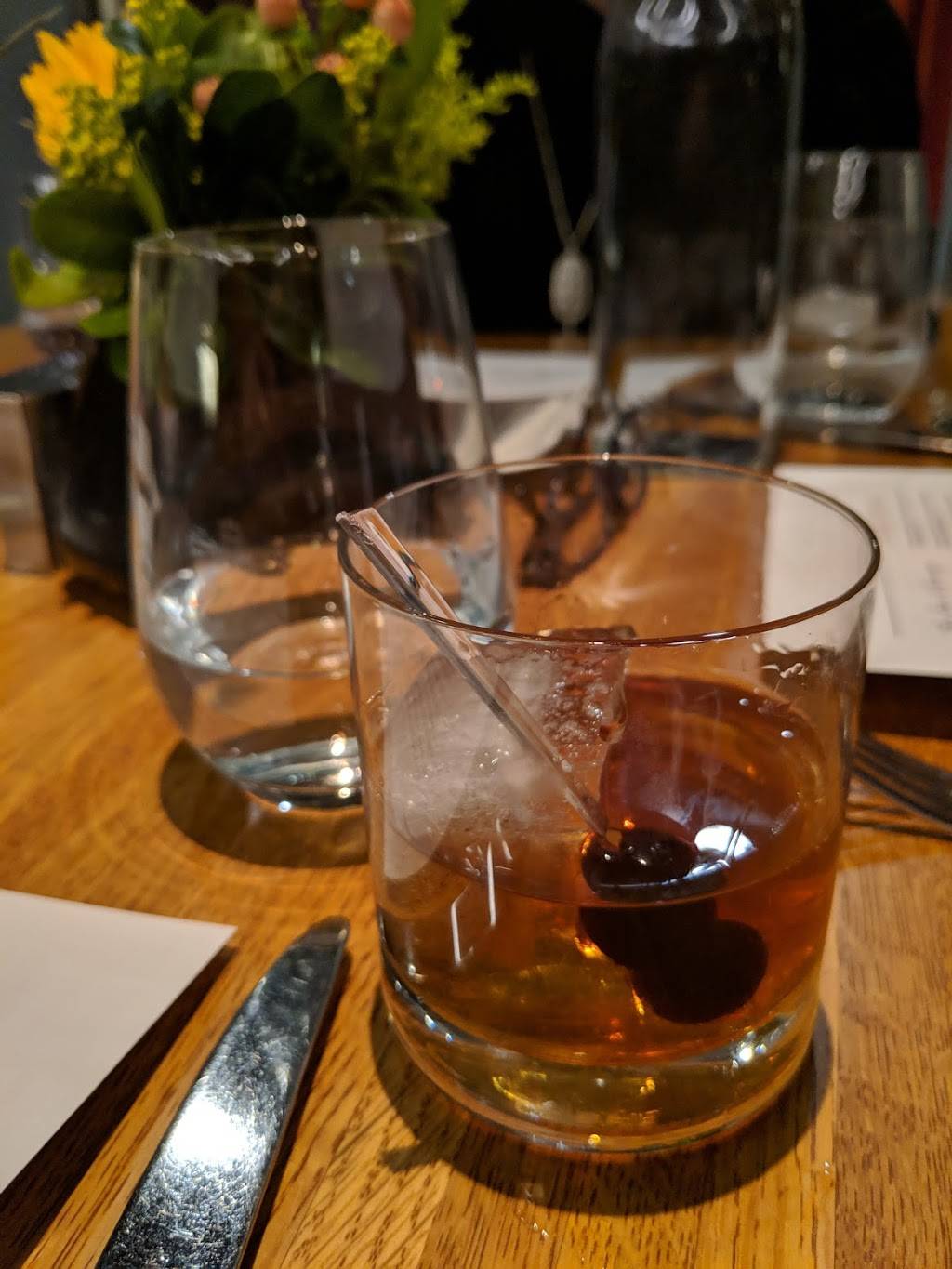 Gallerie Bar & Bistro | restaurant | 401 N High St 2nd Floor, Columbus, OH 43215, USA | 6144845287 OR +1 614-484-5287