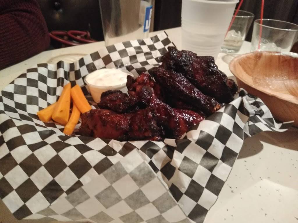 Roaming Bison Tavern | restaurant | 732 Hertel Ave, Buffalo, NY 14207, USA | 7162358281 OR +1 716-235-8281