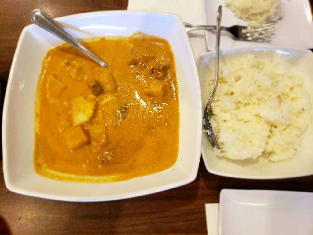 Nuans Thai Kitchen | restaurant | 2350 E Fort Union Blvd, Cottonwood Heights, UT 84121, USA | 8017332622 OR +1 801-733-2622