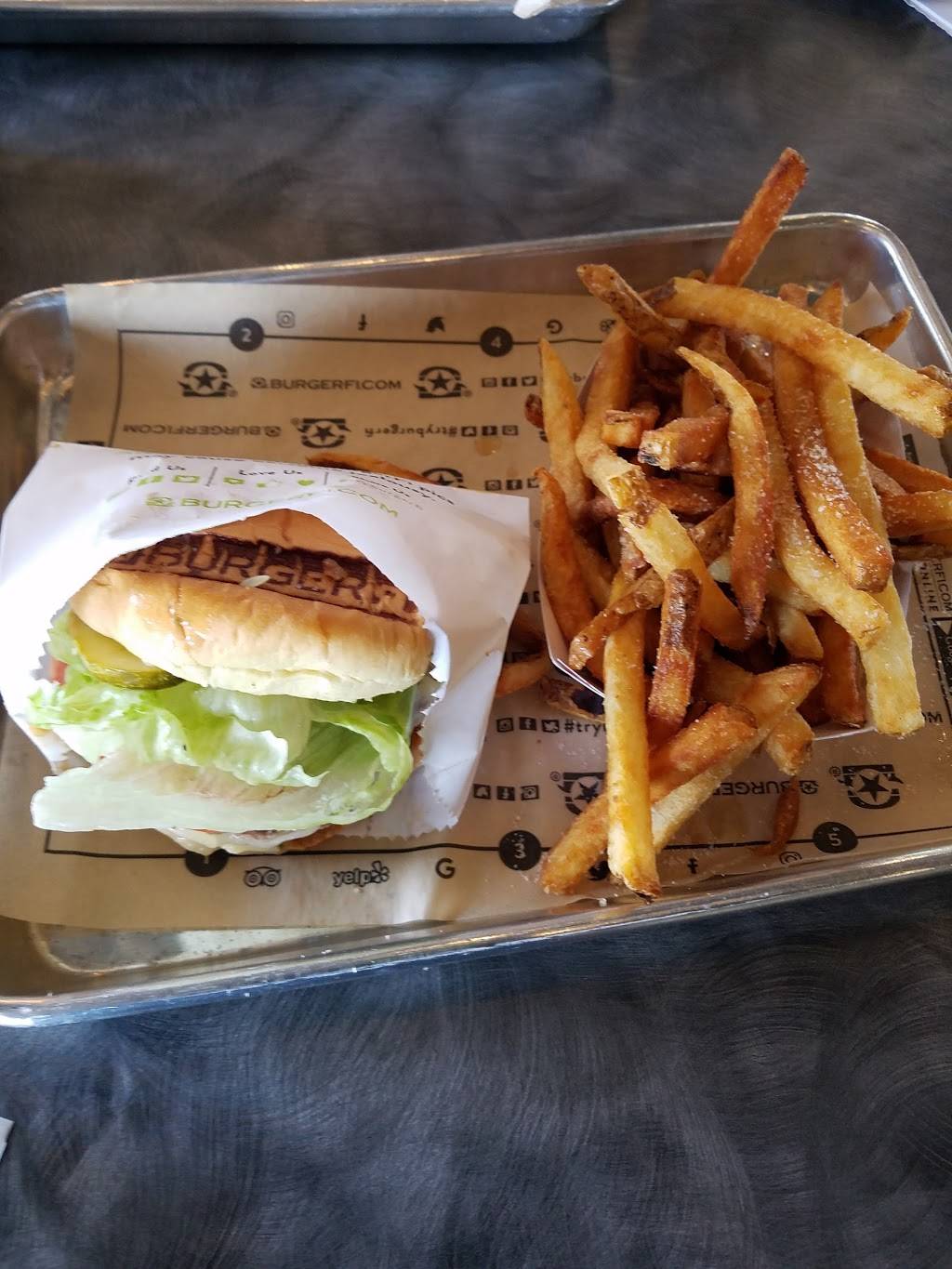 BurgerFi | restaurant | 7959 W Atlantic Ave #201, Delray Beach, FL 33446, USA | 5615628039 OR +1 561-562-8039