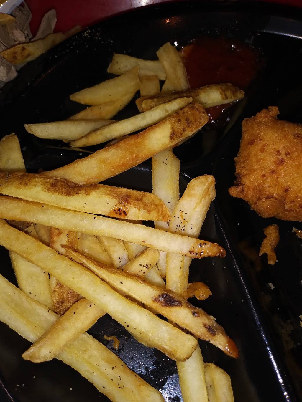 Long John Silvers | restaurant | 6130 E Mockingbird Ln, Dallas, TX 75214, USA | 2148242199 OR +1 214-824-2199