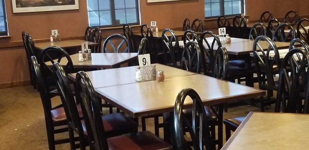 Pinos on Main Pizza | restaurant | 2511 N Main St, Rockford, IL 61103, USA | 8159636400 OR +1 815-963-6400