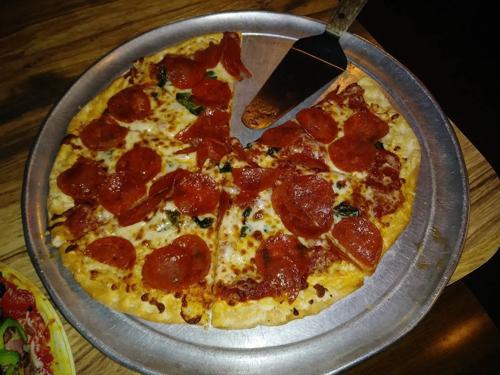 Garibaldis Pizza | restaurant | 3530 Walker Ave, Memphis, TN 38111, USA | 9013276111 OR +1 901-327-6111