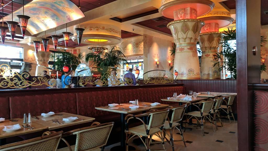 The Cheesecake Factory | restaurant | 10120 California St, Omaha, NE 68114, USA | 4023931166 OR +1 402-393-1166