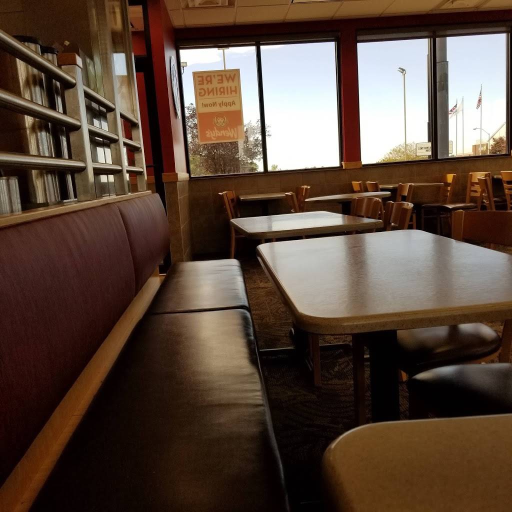 Wendys | restaurant | 5551 Patriot Blvd, Austintown, OH 44515, USA | 3306521952 OR +1 330-652-1952