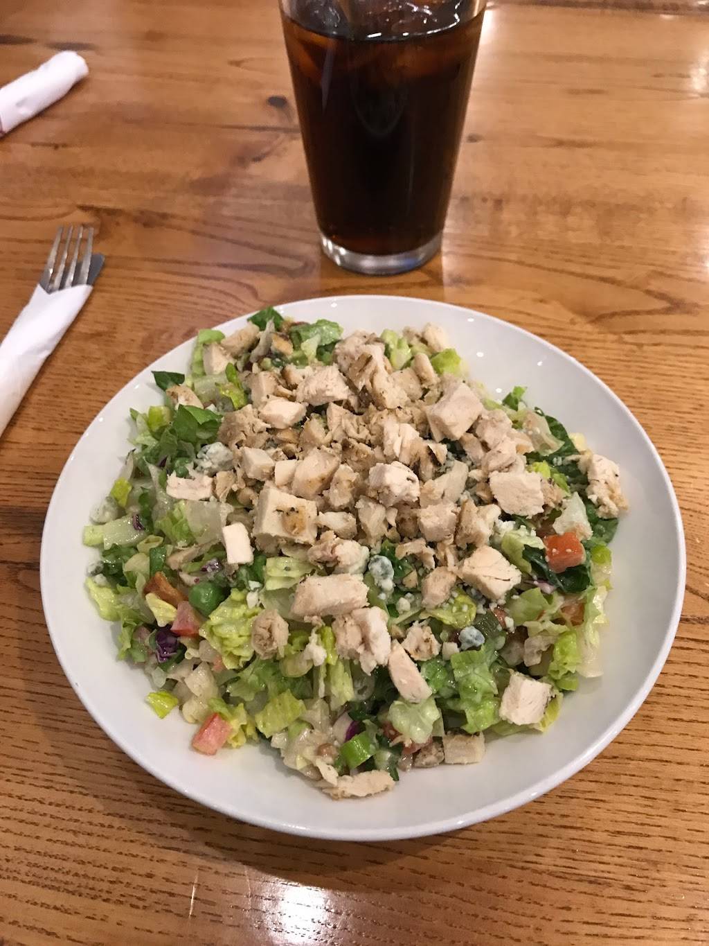 Giordanos | restaurant | 483 S Rand Rd, Lake Zurich, IL 60047, USA | 8477261500 OR +1 847-726-1500