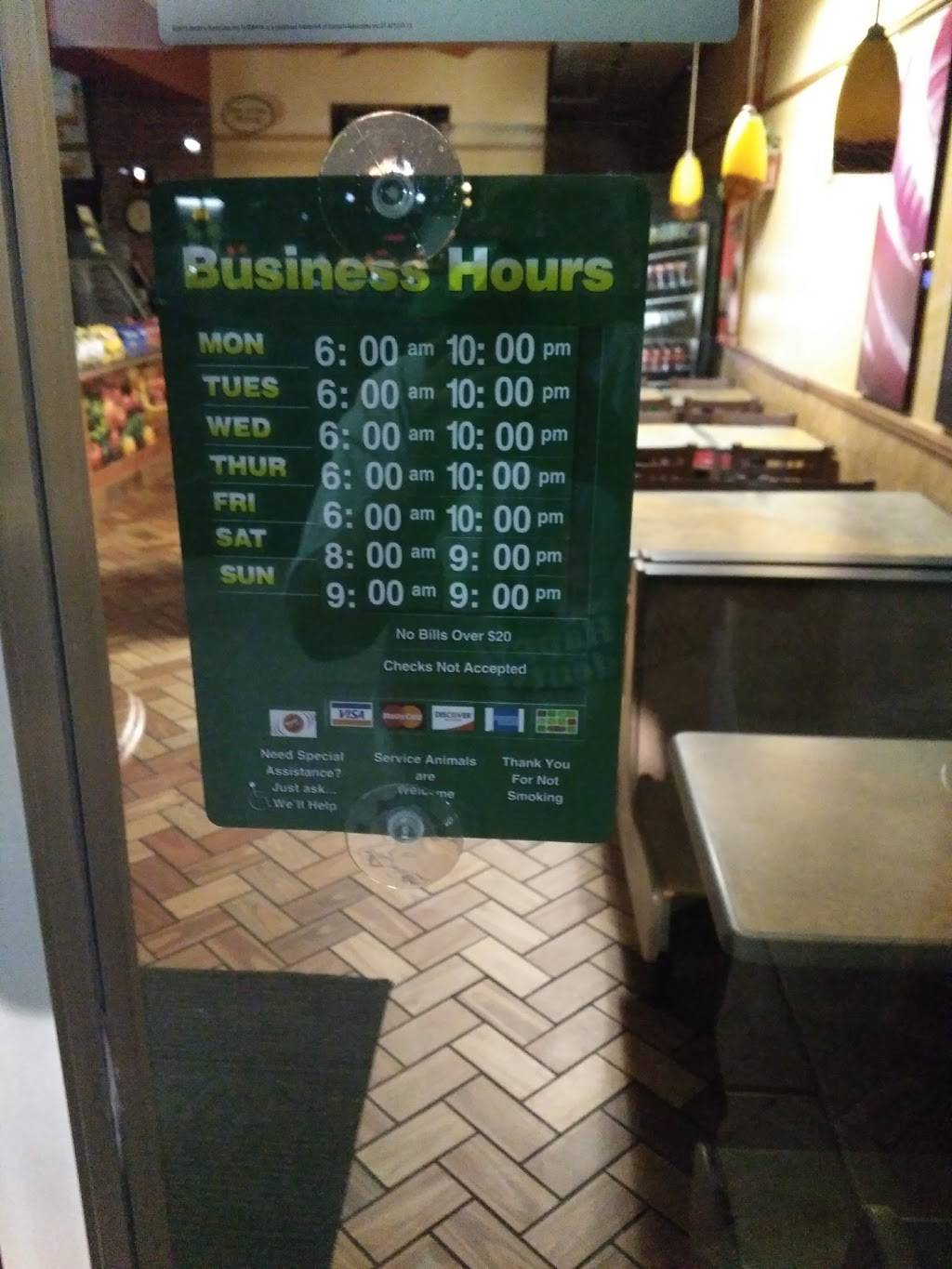 Subway Restaurants | restaurant | Squaw Peak Plaza, 6825 N 16th St A6, Phoenix, AZ 85016, USA | 6022772773 OR +1 602-277-2773