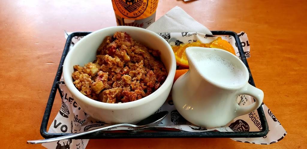 Colectivo Coffee - Humboldt | cafe | 2999 N Humboldt Blvd, Milwaukee, WI 53212, USA | 4142923320 OR +1 414-292-3320