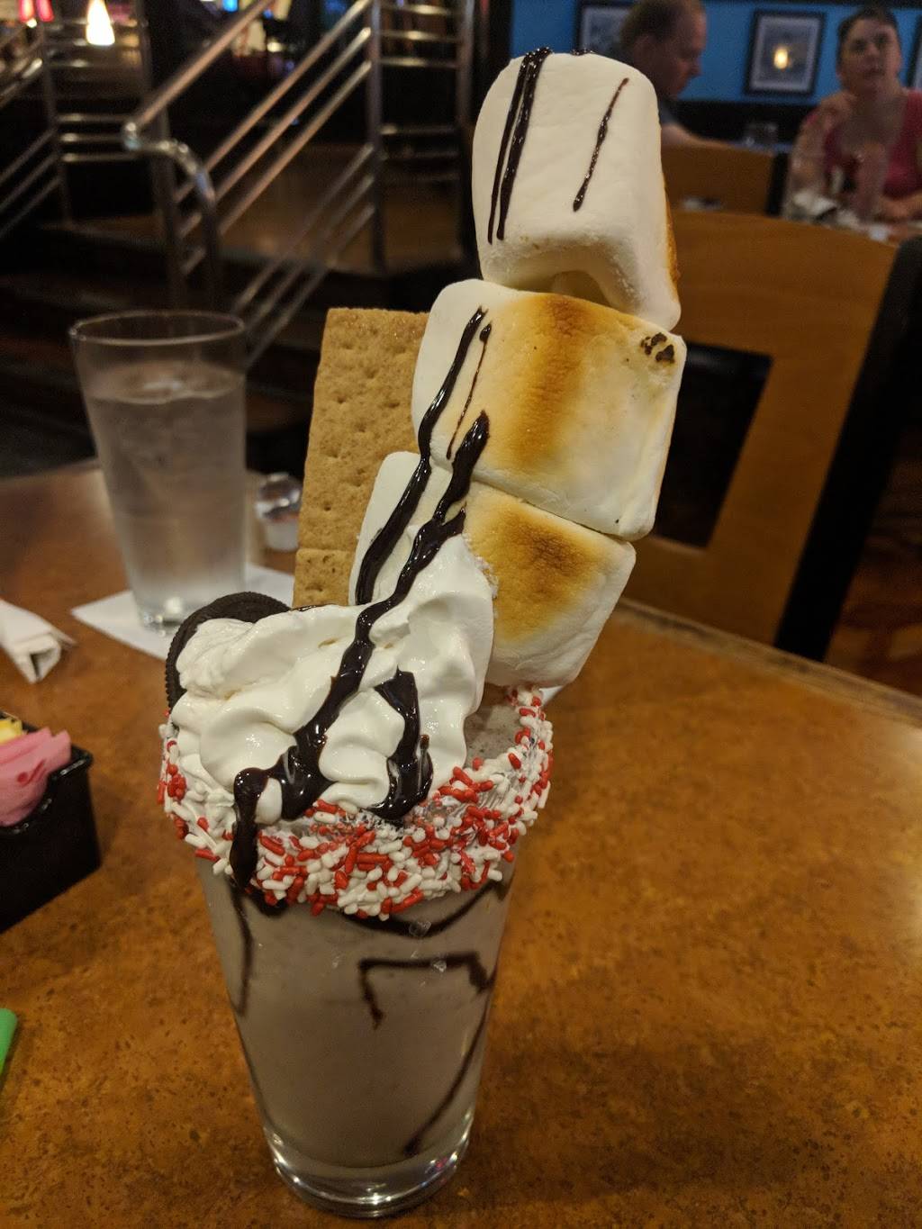 TGI Fridays | restaurant | 4635 Dressler Rd NW, Canton, OH 44718, USA | 3304938443 OR +1 330-493-8443