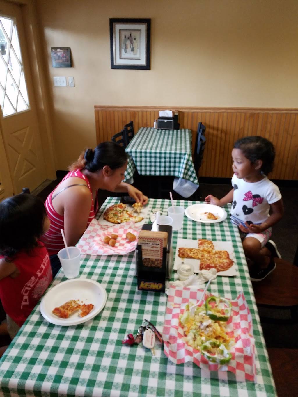 Short Stop | restaurant | 1411 Moorefield Rd, Springfield, OH 45503, USA | 9373997265 OR +1 937-399-7265