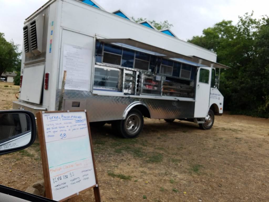 ROADRUNNER GRILL | restaurant | 20793 Olive St, Cottonwood, CA 96022, USA | 5307687343 OR +1 530-768-7343