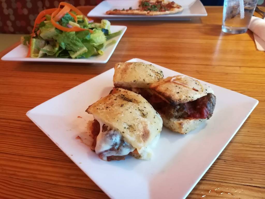 Pizza Fusion | meal delivery | 12901 McGregor Blvd #5, Fort Myers, FL 33919, USA | 2393377979 OR +1 239-337-7979