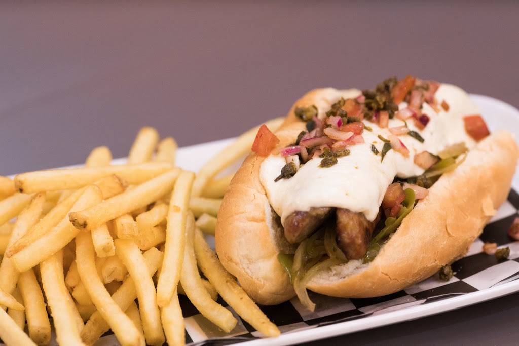 Railers Sports Tavern | restaurant | 90 Commercial St, Worcester, MA 01608, USA | 7744207636 OR +1 774-420-7636