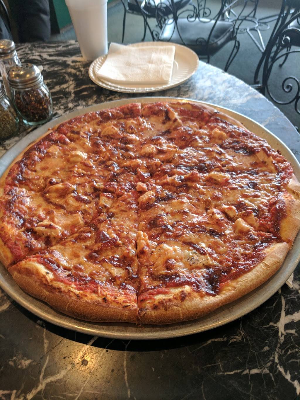 Celebres Pizzeria | restaurant | 1536 Packer Ave, Philadelphia, PA 19145, USA | 2154673255 OR +1 215-467-3255