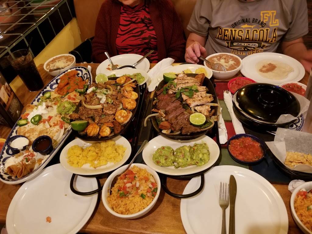 El Torito | restaurant | 22699 Oakcrest Cir, Yorba Linda, CA 92887, USA | 7149212335 OR +1 714-921-2335