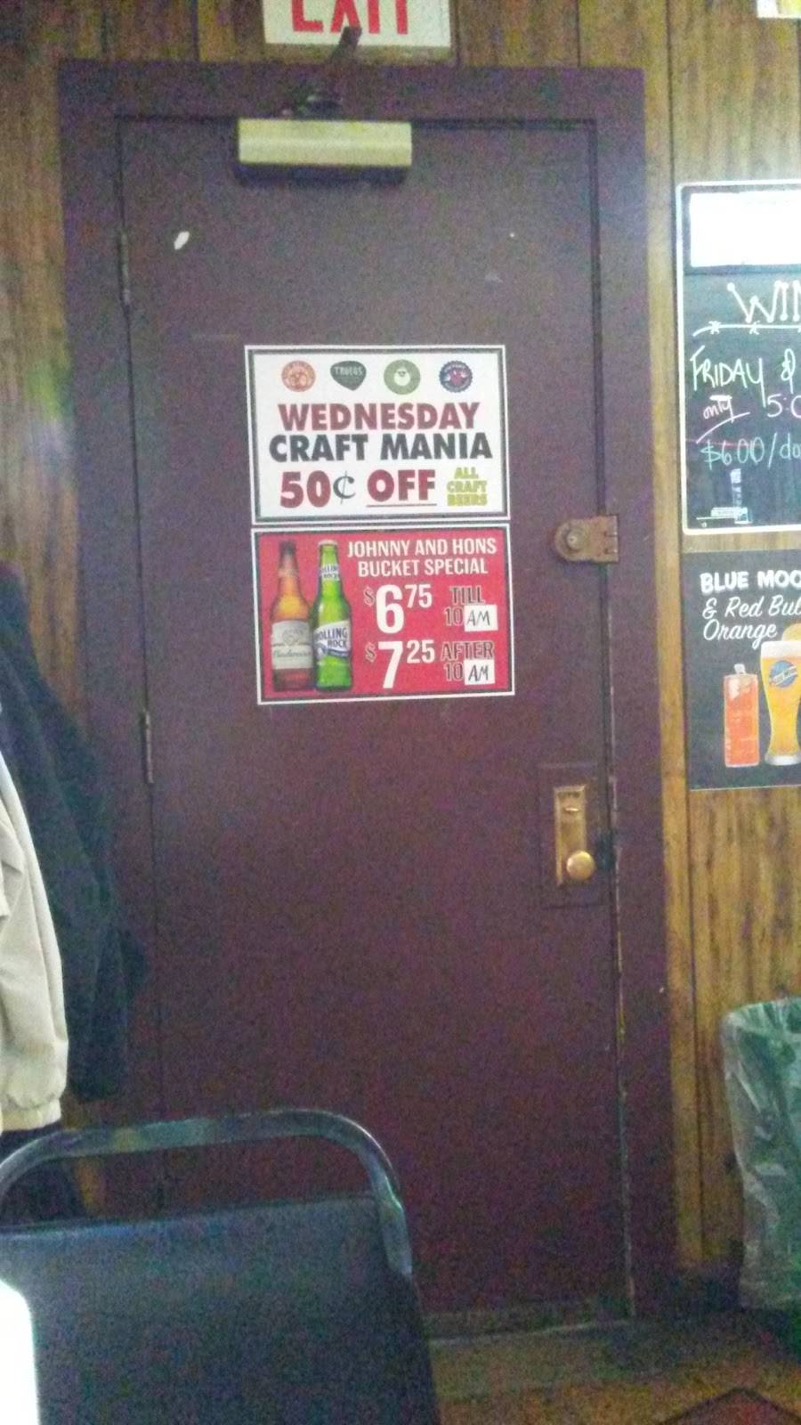 Johnny n Hon’s Grill | restaurant | 2546 Kutztown Rd, Reading, PA 19605, USA | 6109212700 OR +1 610-921-2700