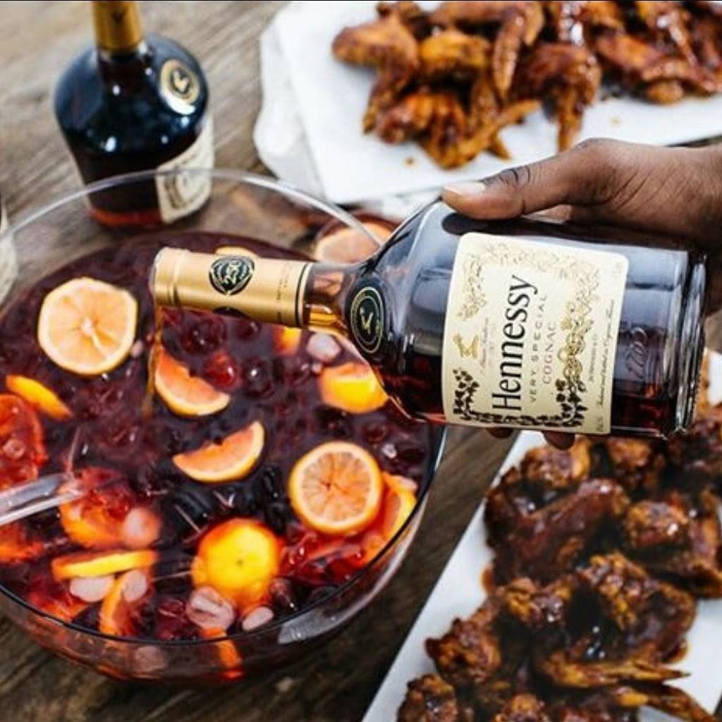 The Jungle Gentlemens Club | restaurant | 3728 N Broad St, Philadelphia, PA 19140, USA | 2674437654 OR +1 267-443-7654