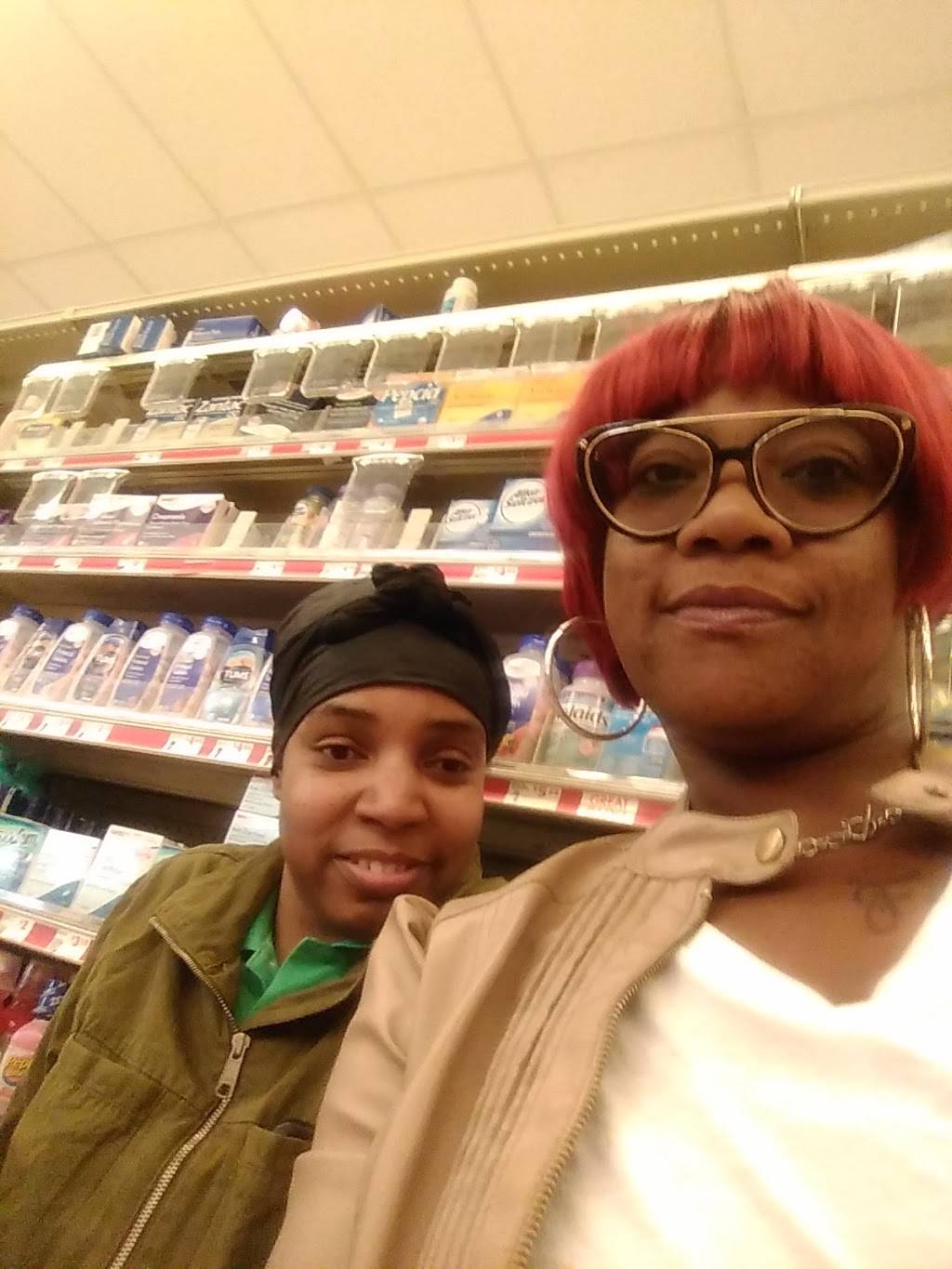 Little Caesars Pizza | meal takeaway | 5816 Woodland Ave, Philadelphia, PA 19143, USA | 2157299000 OR +1 215-729-9000