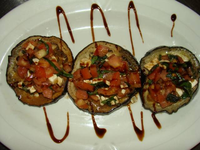 Adams Country Club | restaurant | 10700 US-11, Adams, NY 13605, USA | 3152324842 OR +1 315-232-4842