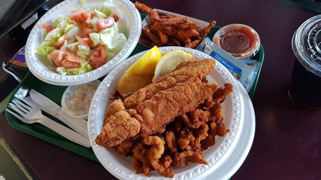 Jordans Lobster Dock | restaurant | 3165 Harkness Ave, Brooklyn, NY 11235, USA | 7189346300 OR +1 718-934-6300