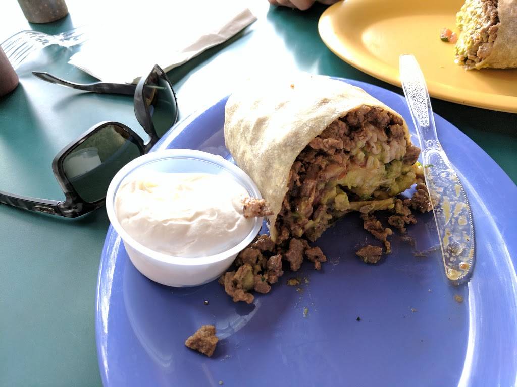 Super Cucas | restaurant | 626 W Micheltorena St, Santa Barbara, CA 93101, USA | 8059624028 OR +1 805-962-4028