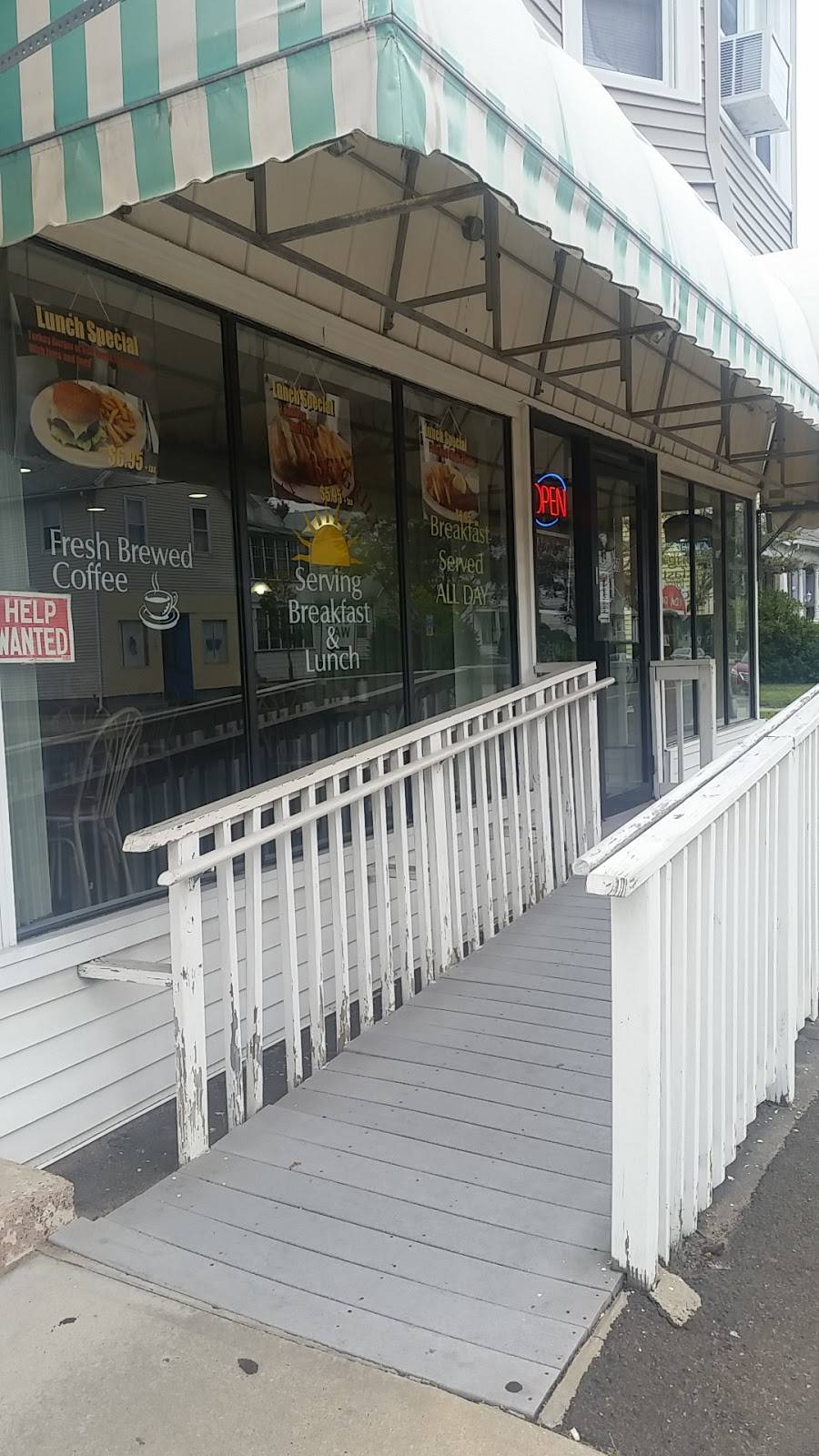 Sunrise Grill | restaurant | 250 Campbell Ave, West Haven, CT 06516, USA | 2039348931 OR +1 203-934-8931