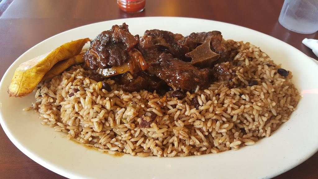 Caribbean Hut | restaurant | 9609 N Tryon St, Charlotte, NC 28262, USA | 7045930030 OR +1 704-593-0030