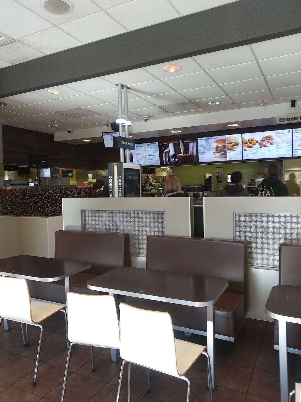 McDonalds | cafe | 317 Marsh Landing Pkwy, Jacksonville Beach, FL 32250, USA | 9042735120 OR +1 904-273-5120