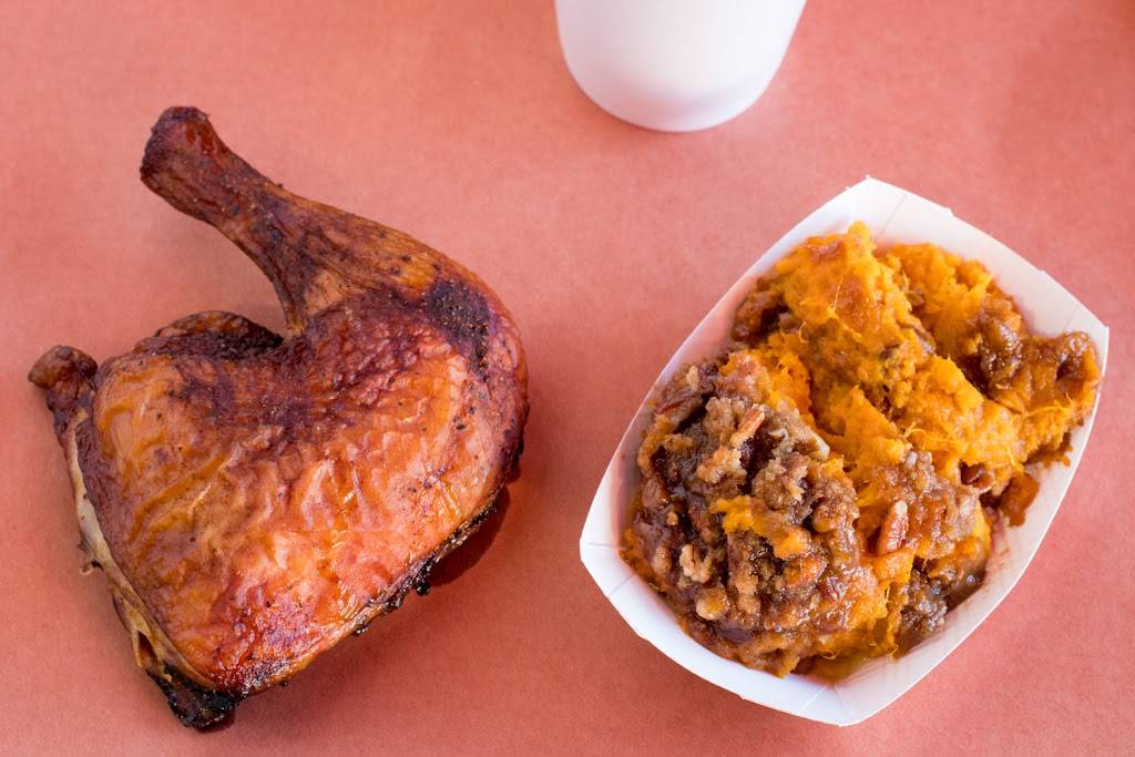 Big Tinys BBQ | restaurant | 179 N Main St, Mooresville, NC 28115, USA | 7046581409 OR +1 704-658-1409