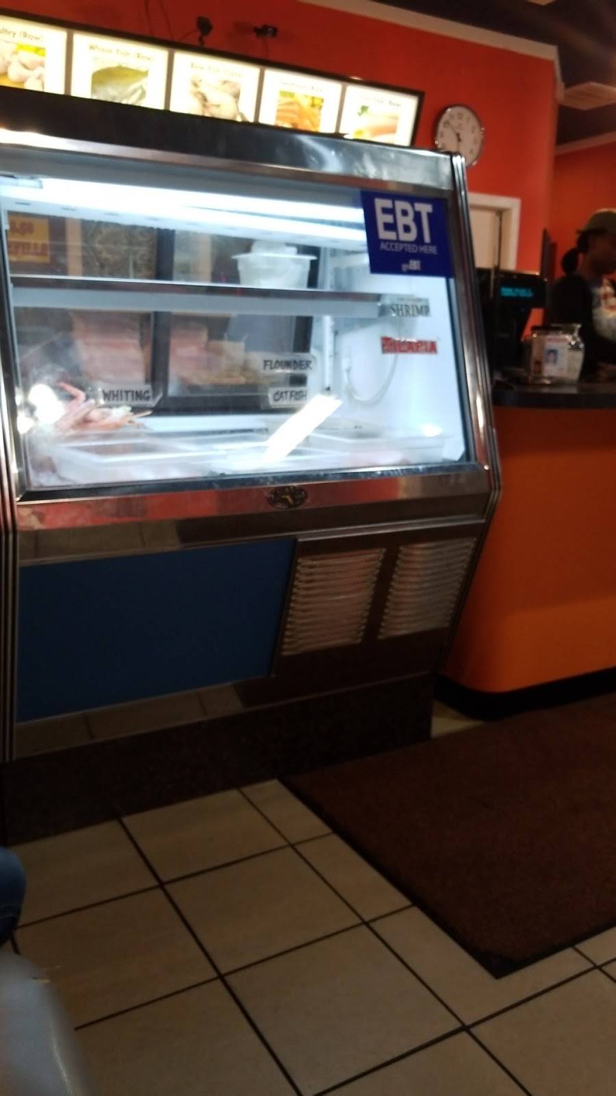 Moons Wings and Seafood | restaurant | 1512 Elberta Rd, Warner Robins, GA 31093, USA | 4789234555 OR +1 478-923-4555