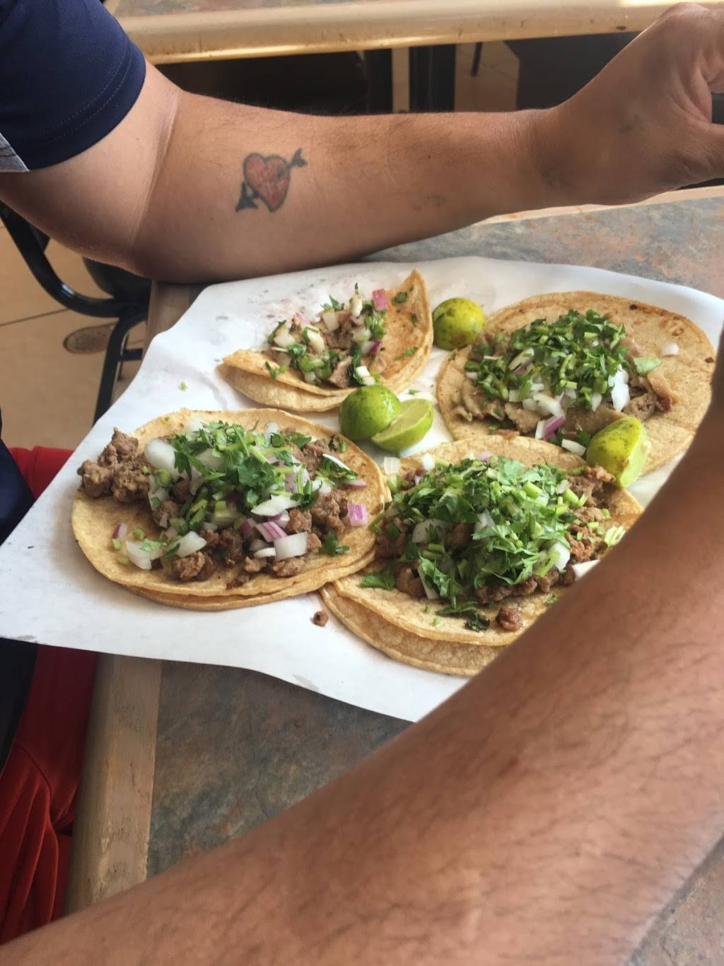 Taqueria Dos Franciscos | restaurant | 1437, 4949 Butterfield Rd, Hillside, IL 60162, USA | 7084497777 OR +1 708-449-7777