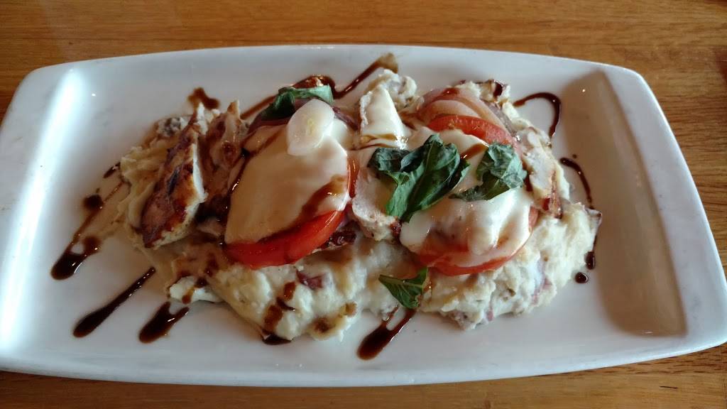 Applebees Grill + Bar | restaurant | 2875 S 9th St, Salina, KS 67401, USA | 7858278385 OR +1 785-827-8385