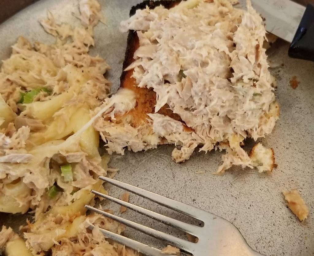 Bob & Ruths Vineyard Restaurant | restaurant | 204 N Main St, Naples, NY 14512, USA | 5853745122 OR +1 585-374-5122