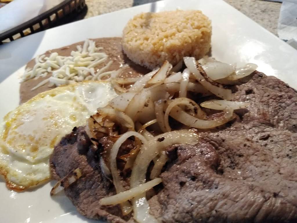 Lolas Mexican Cantina | restaurant | 2475 S Waterworks Rd, Buford, GA 30518, USA | 4705891678 OR +1 470-589-1678