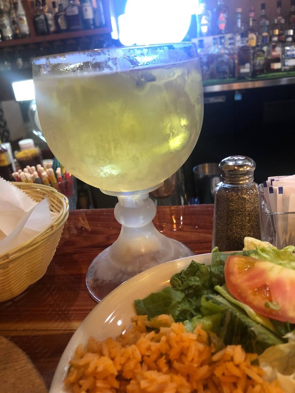 El Tequila Mexican Restaurant & Bar | restaurant | 10910 Marbach Rd #101, San Antonio, TX 78245, USA | 2104519373 OR +1 210-451-9373