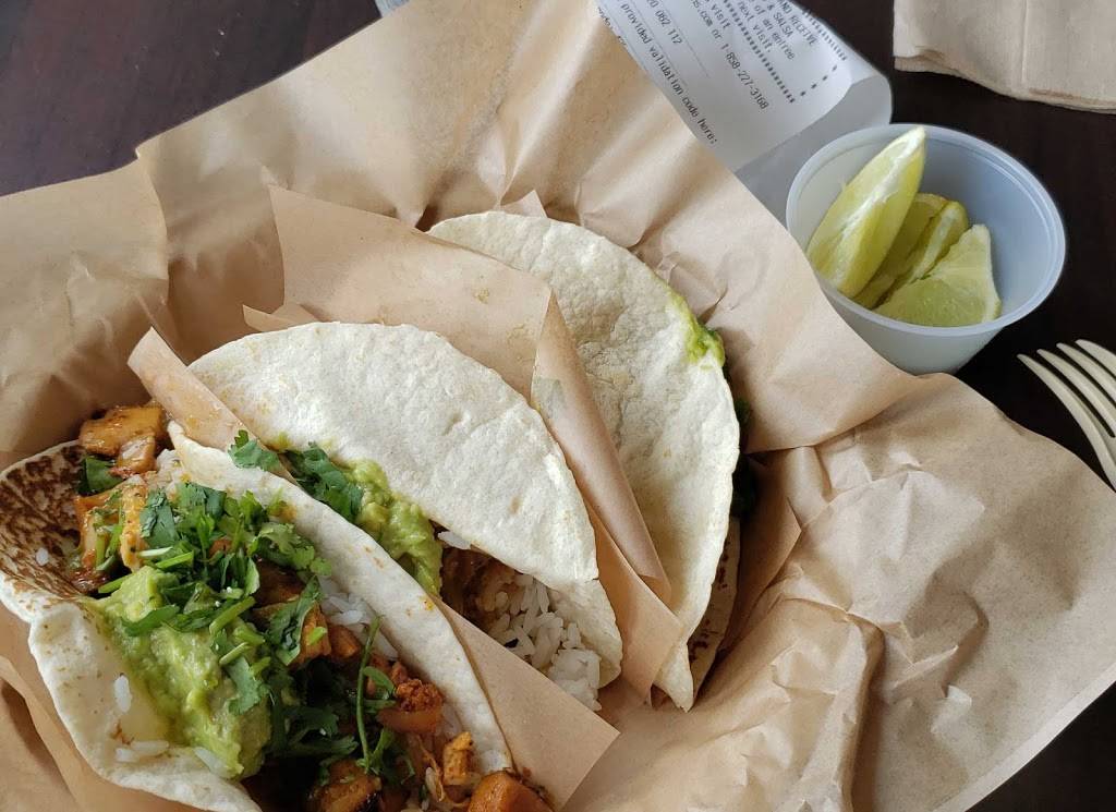 QDOBA Mexican Eats | restaurant | 14231 W Colfax Ave #210, Lakewood, CO 80401, USA | 3032730200 OR +1 303-273-0200